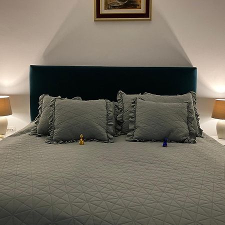 Apartmán Square 12 Osijek Exteriér fotografie