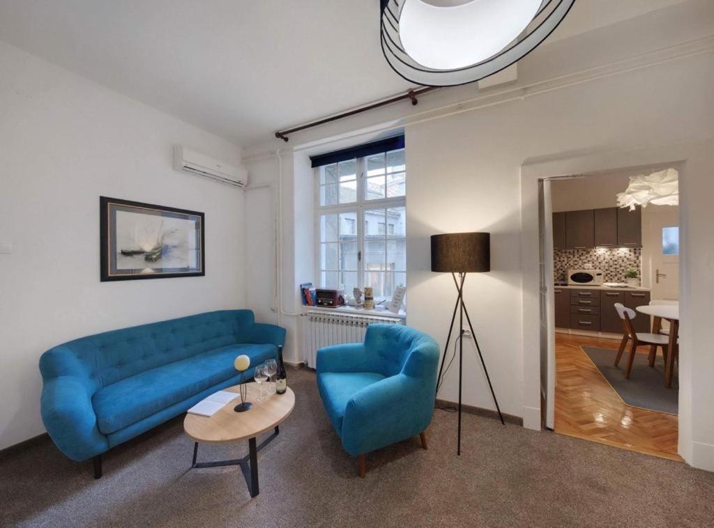 Apartmán Square 12 Osijek Exteriér fotografie